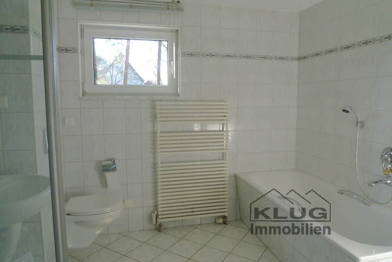 Komfortbad mit Badewanne