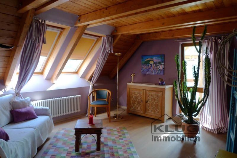 Zimmer (links 1. OG)