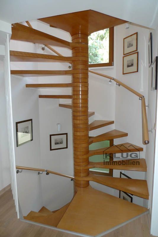 Holz-Wendeltreppe