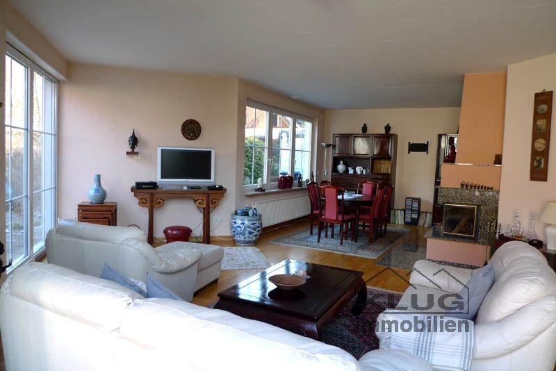 Großes Wohn und Esszimmer mit