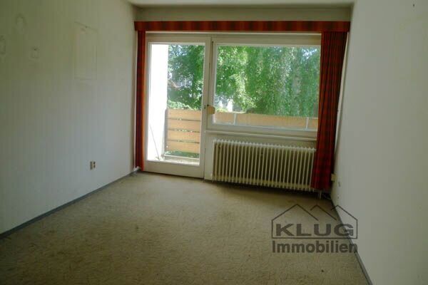 Zimmer mit Balkon im OG