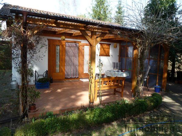 Überdachte Sonnenterrasse