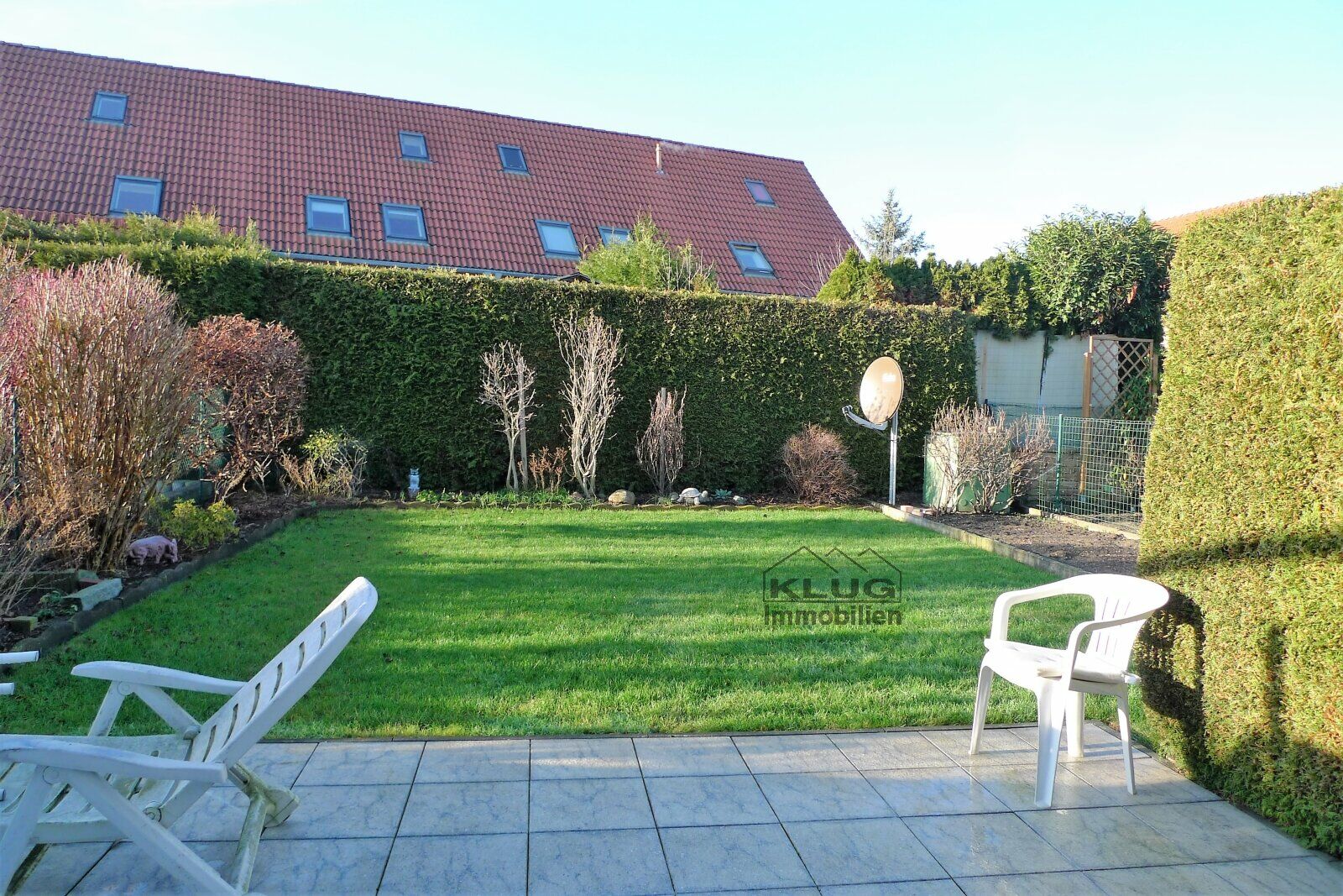 Terrasse mit Garten