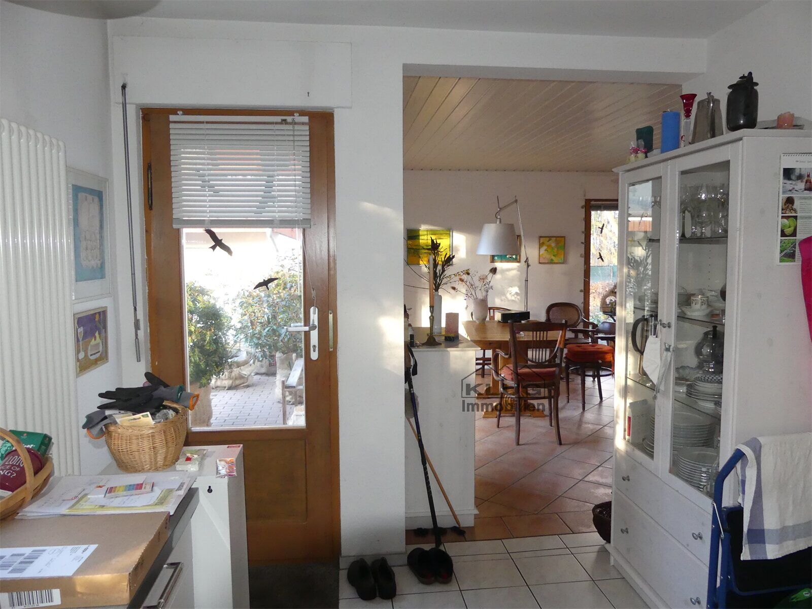 Küche mit Terrassenausgang u.