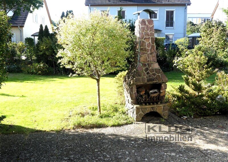 Sonnenterrasse mit Grillkamin