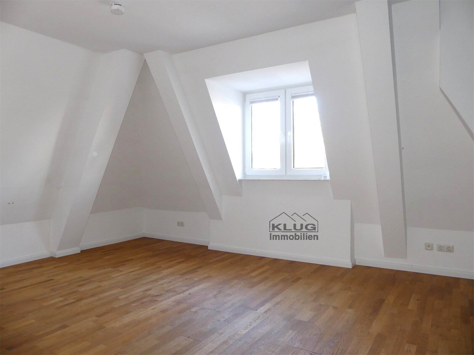 Großes Zimmer Ansicht 1