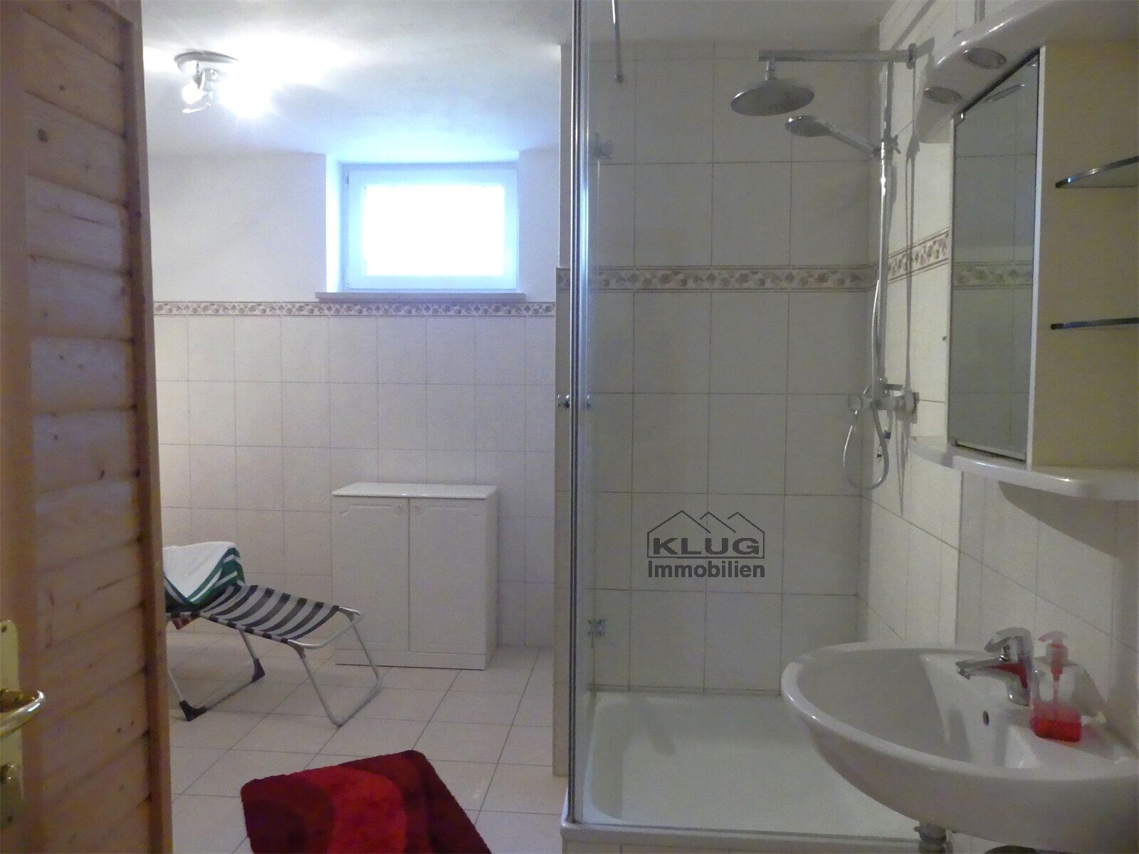 Saunabereich mit WC und Dusche