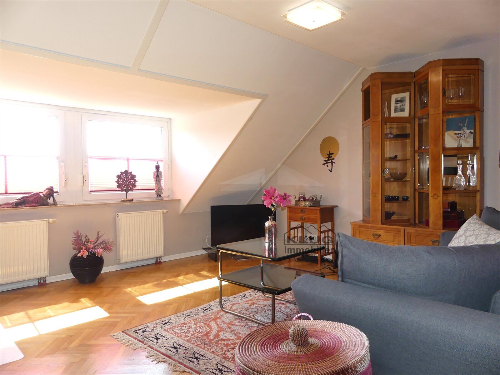 Großes teilbares Zimmer im 1.