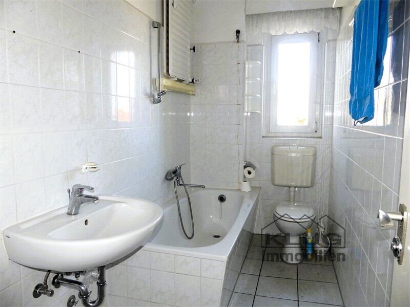 Wannenbad-WC