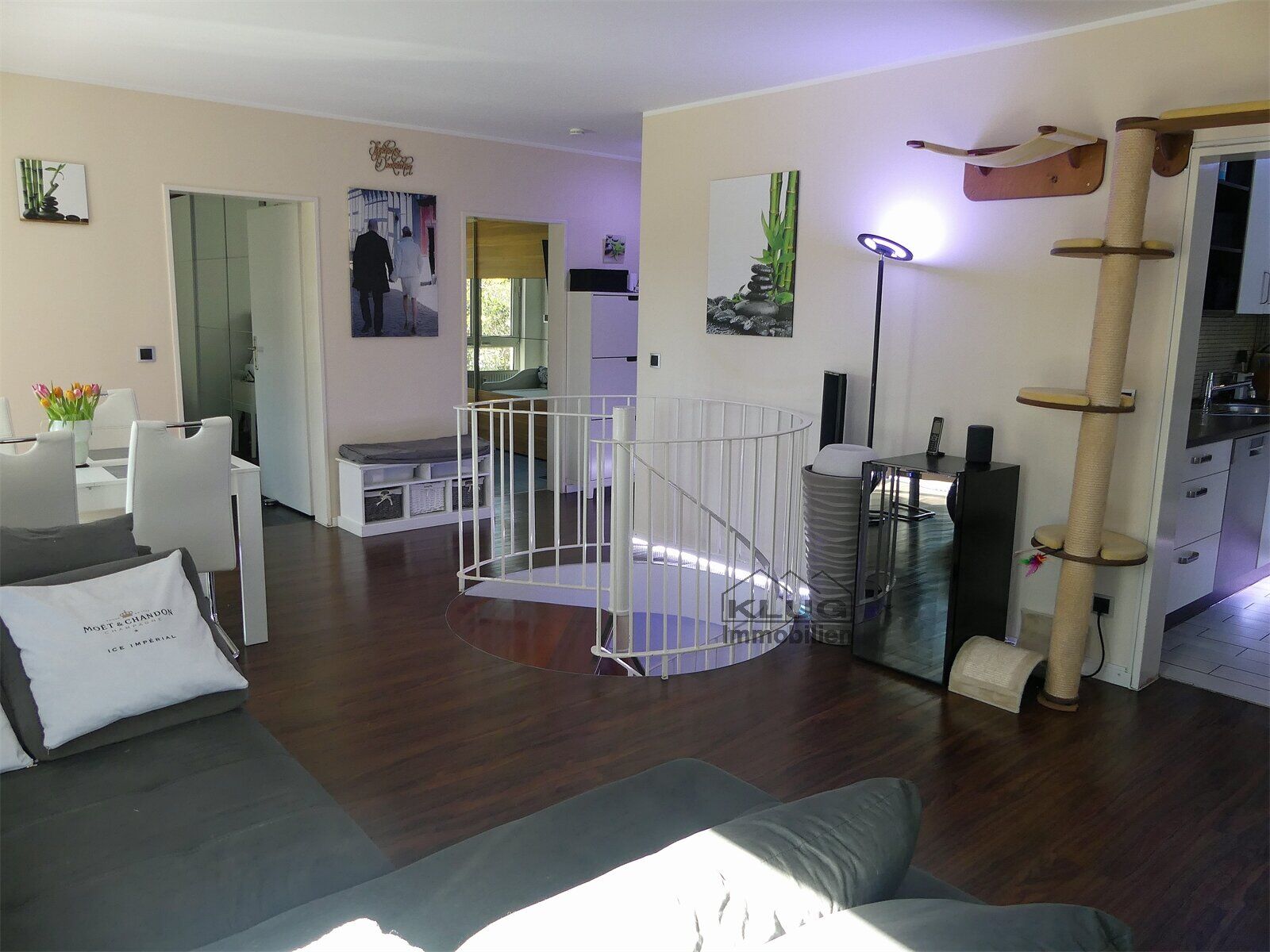 Wohnzimmer