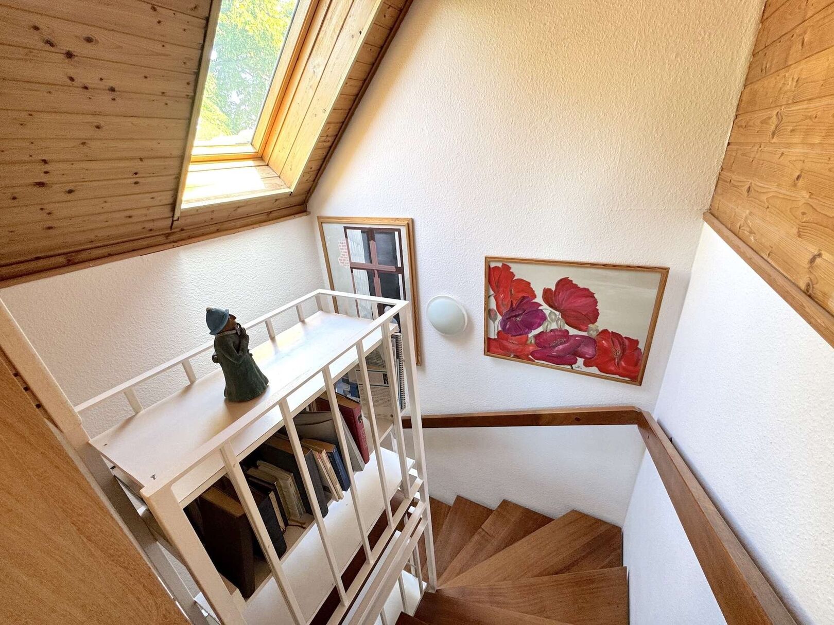 Treppe zum Dachgeschoss
