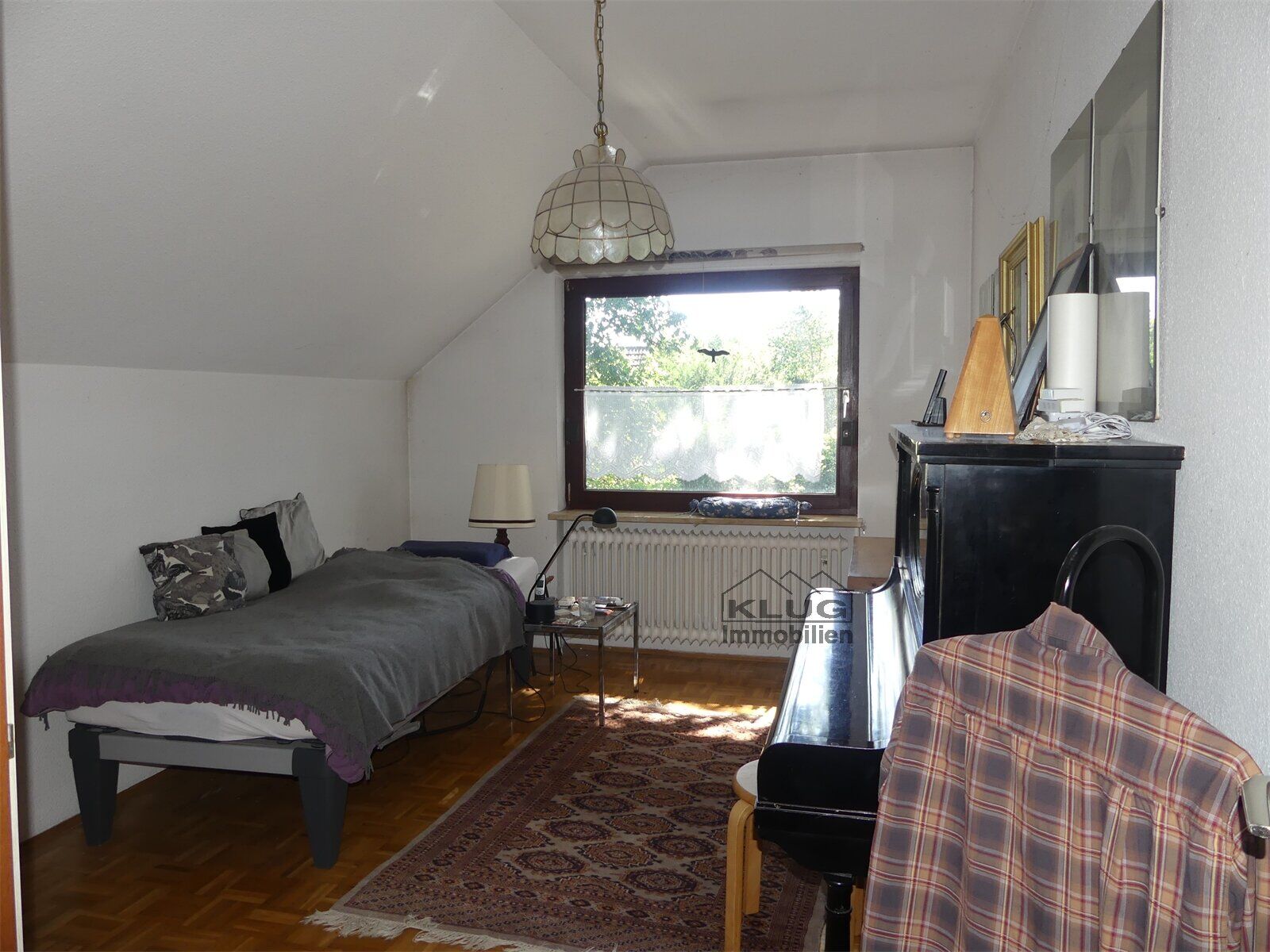 Kinderzimmer im DG hinten rech