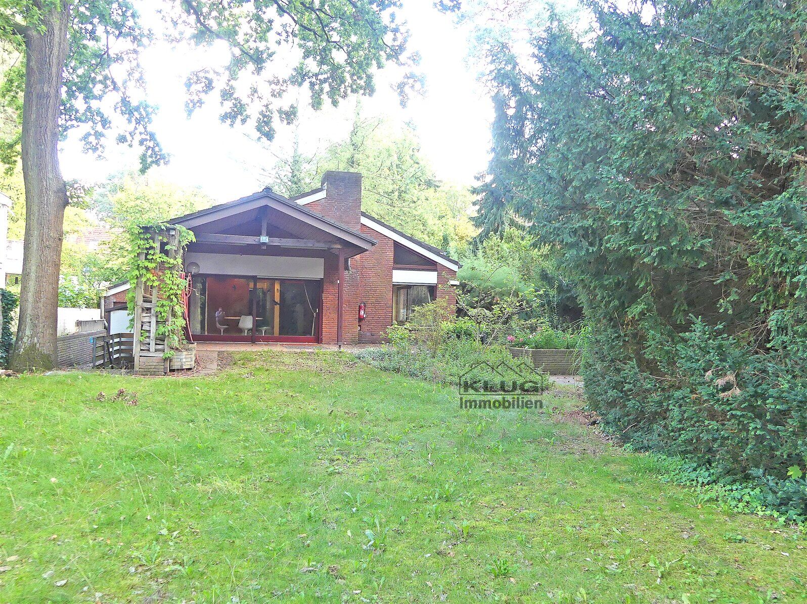 Rückansicht mit Garten