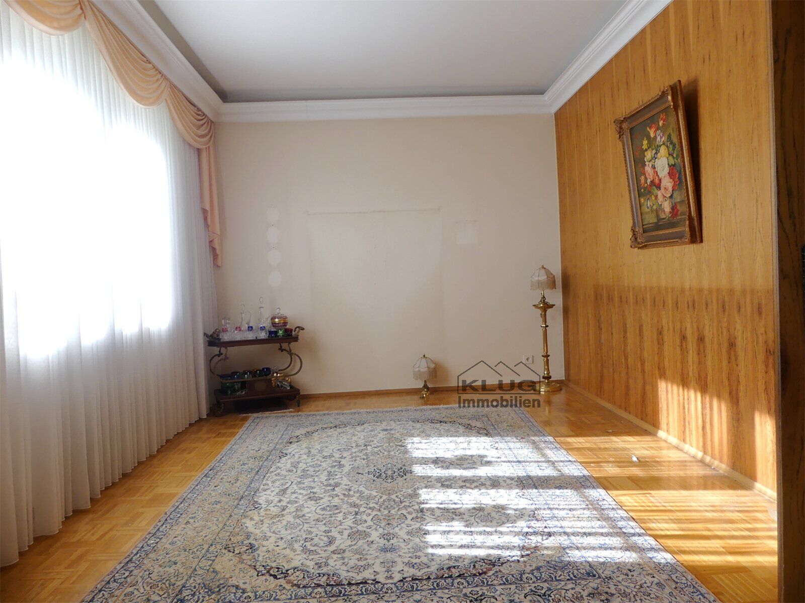 Esszimmer mit Parkettboden