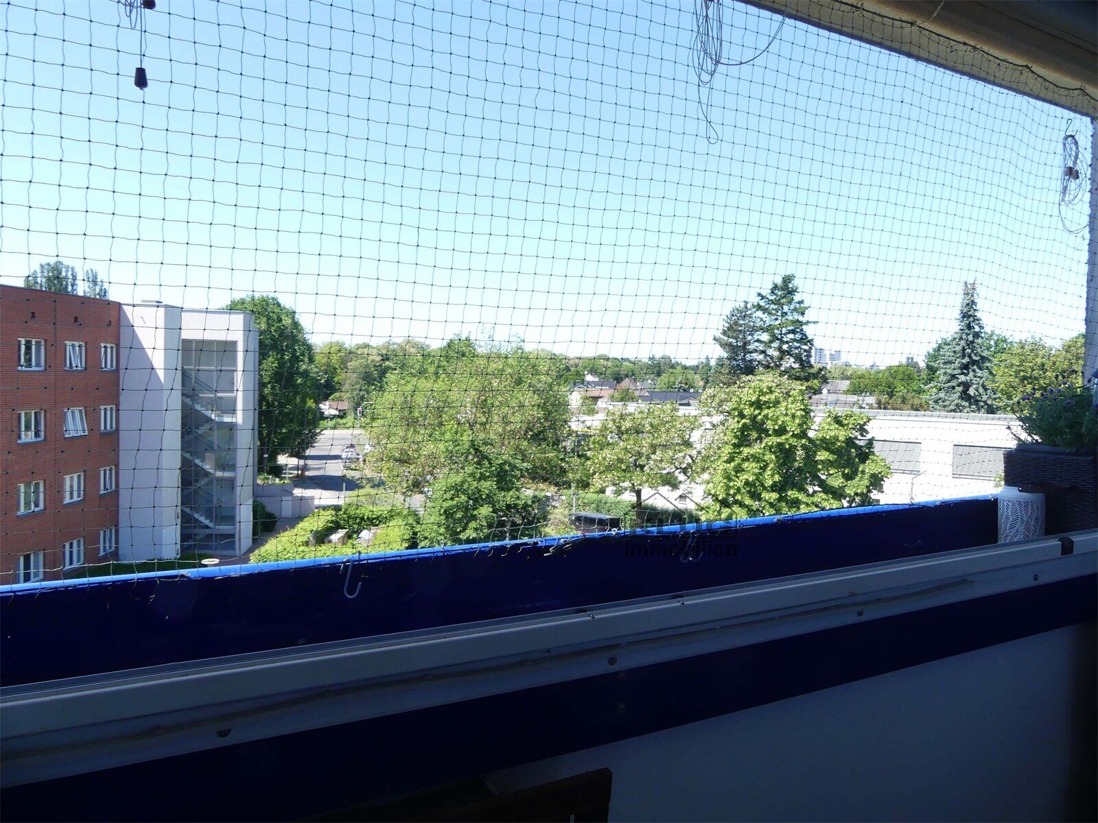 Balkon mit Grünblick