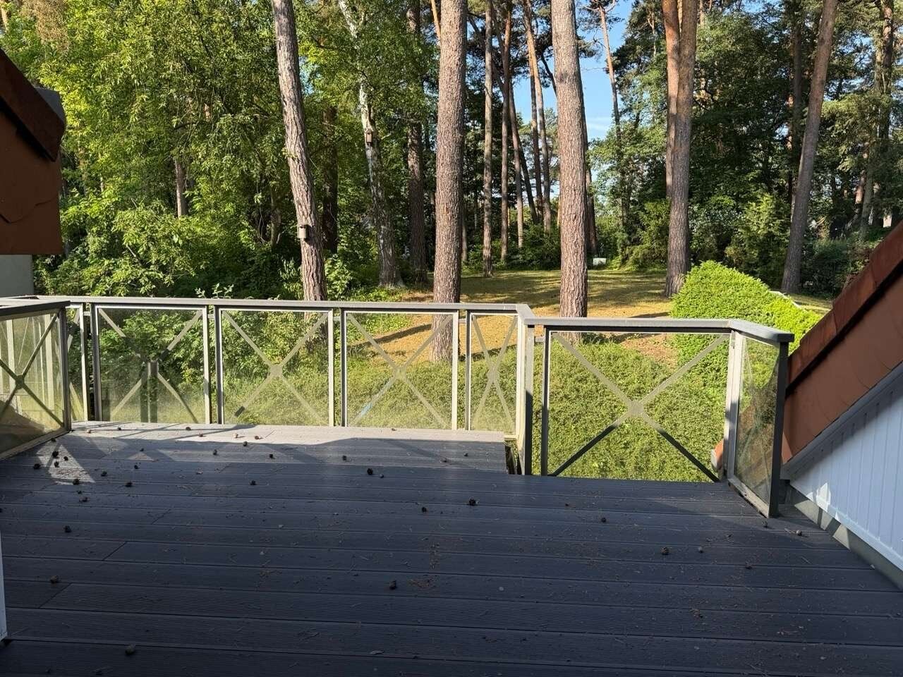 Großer Balkon zum Garten
