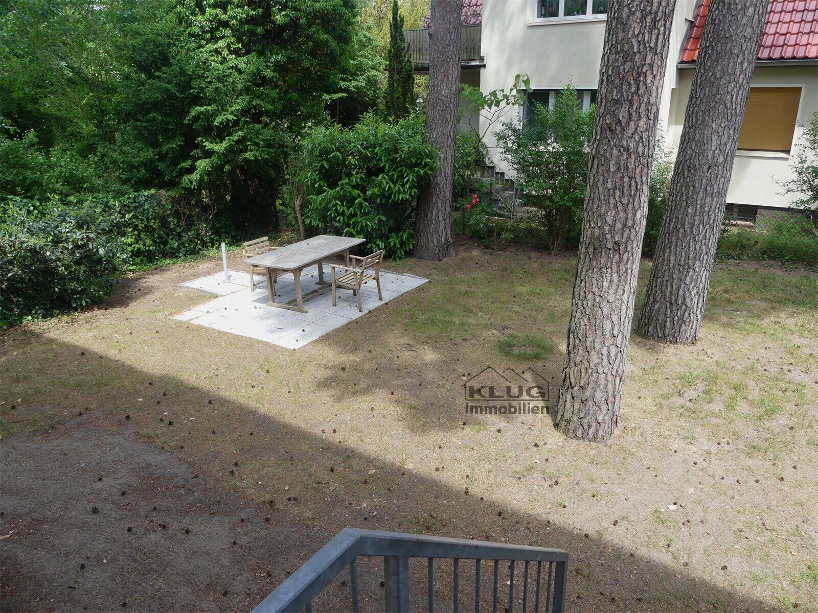 Eigener Garten mit Terrasse