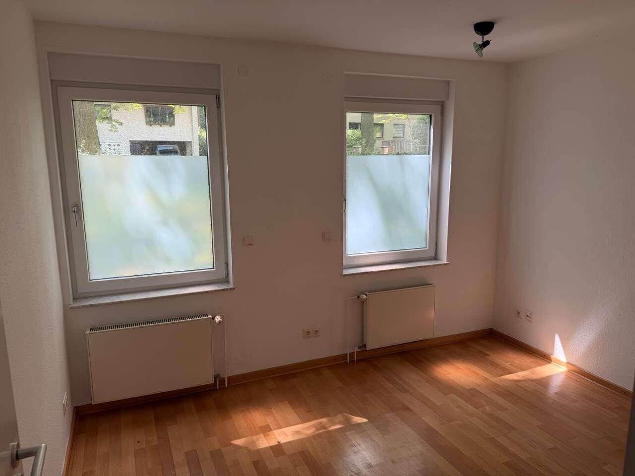 Gästezimmer/Kinderzimmer (Souterrain)