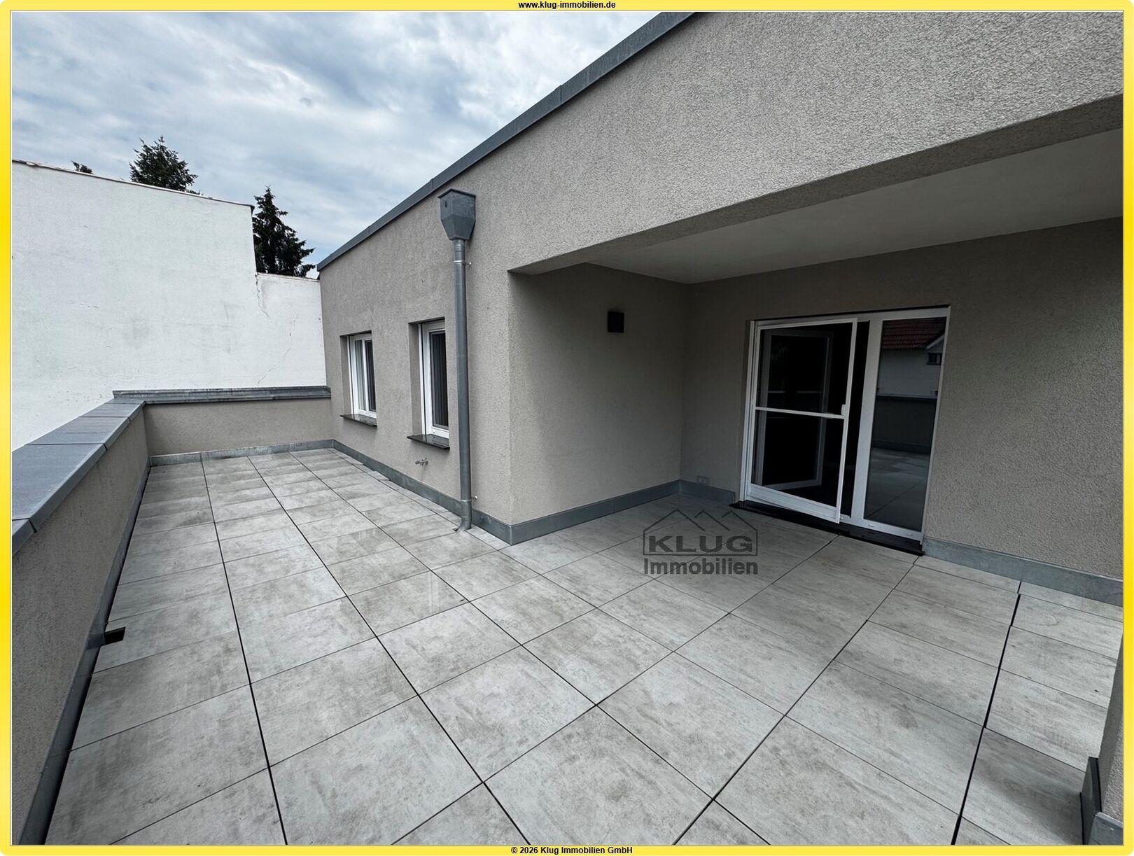 Hohen Neuendorf! 2 Zimmer Komfort-Neubauwohnung (1.OG) mit großer Dachterrasse u. Kfz-Stellplatz