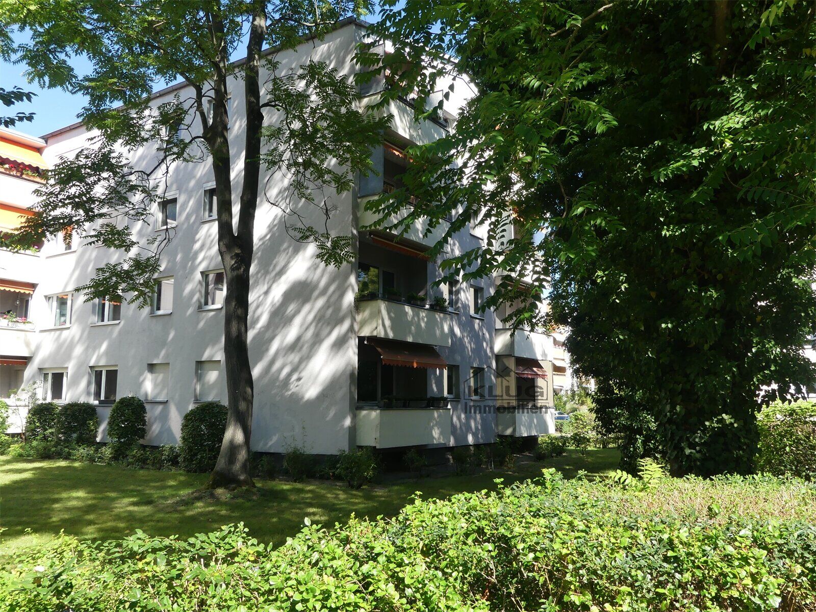 Straßenansicht