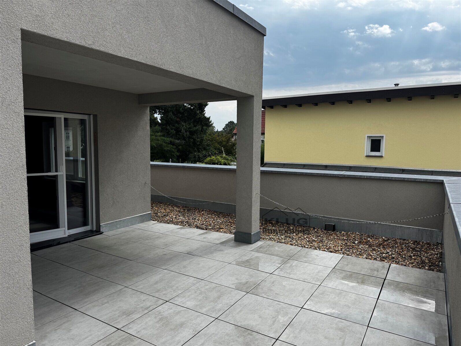 Große Dachterrasse