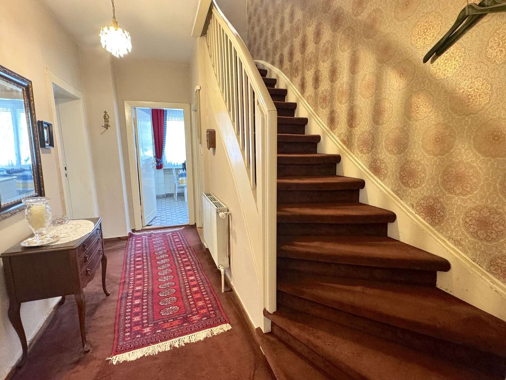 Diele mit Treppe