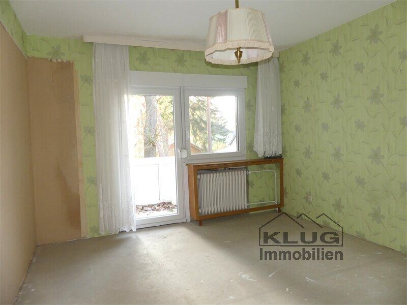 Zimmer 1 mit Balkon im OG