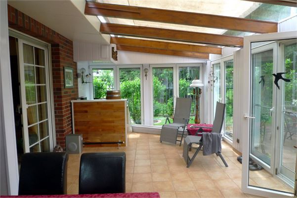 Wintergarten mit Bar