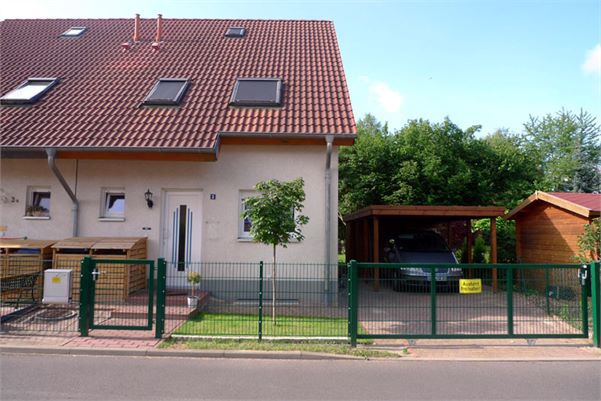 Frontansicht mit Eingang