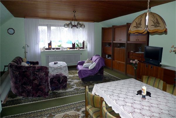 Großer Wohn- Essbereich Einlie