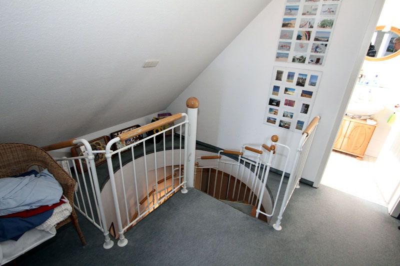 Spitzboden mit Wendeltreppe