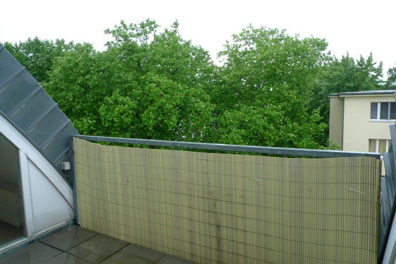 Balkon mit Grünblick