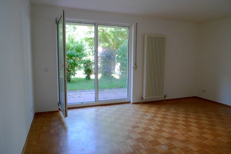 Wohnzimmer mit Ausgang zur Ter