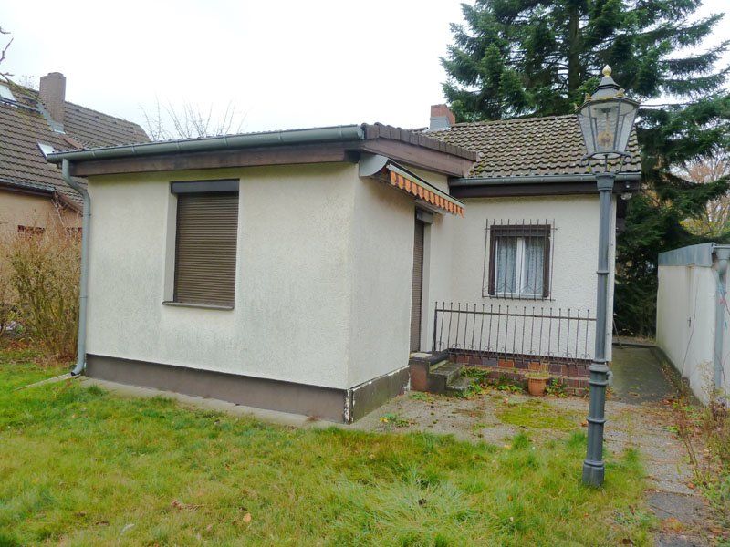 Rückansicht mit Terrasse