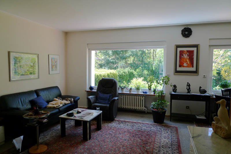 Wohnzimmer mit Panoramafenster