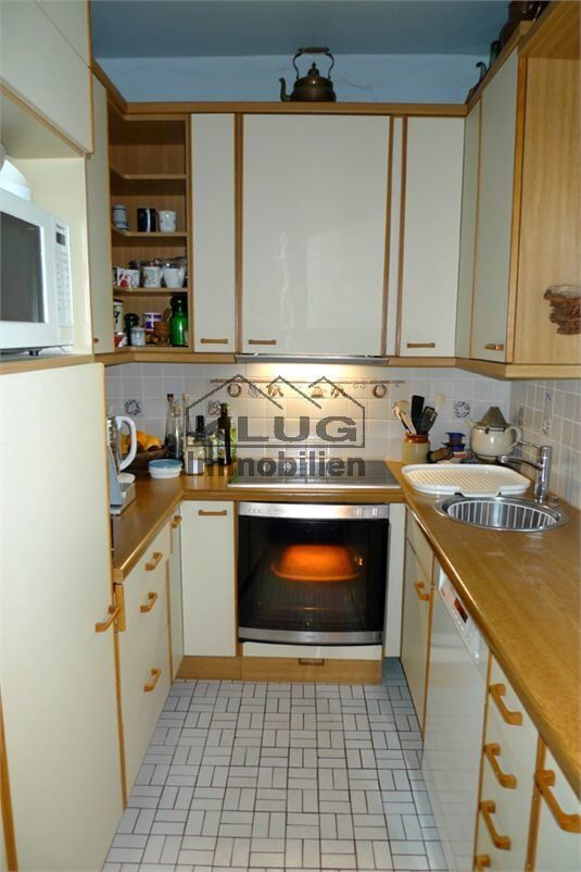 Einbauküche mit kleinem Esspla