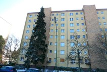 08 - Frontansicht Hausanlage