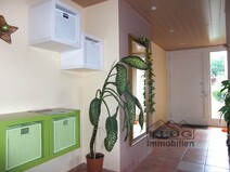 10 - Eingangsbereich