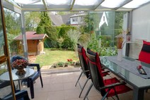 02 - Blick von der Terrasse in den