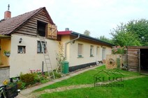 02 - Seitliche Ansicht zum Neubau