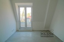 09 - Kleines Zimmer mit Balkon