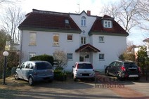 13 - Straßenansicht