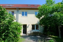 02 - Rückansicht mit Terrasse