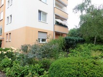 03 - Außenansicht Wohnung EG mit Ga