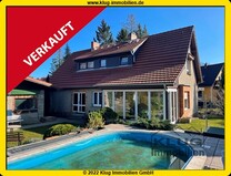 VERKAUFT! Hohen Neuendorf - Einfamilienhaus auf einem ca. 1635 m² einzigartigen Grundstück mit Pool