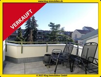 Reinickendorf - Bestgepflegte helle 2 Zimmer Dachgeschosswohnung mit Terrasse