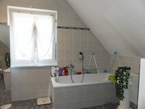 12 - Badewanne im DG