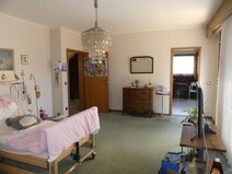 21 - Schlafzimmer mit Balkon und ei