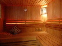 13 - Sauna im UG