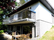 02 - Rückansicht mit Sonnenterrasse